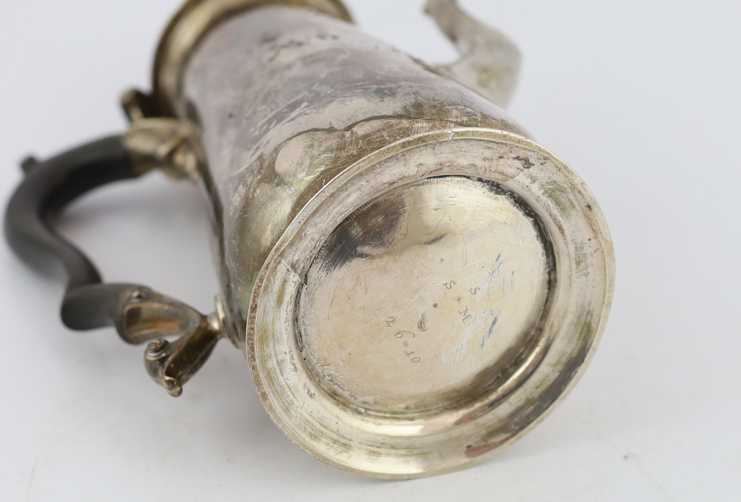 A George III silver coffee pot and hinged cover with turned finial, maker R?
